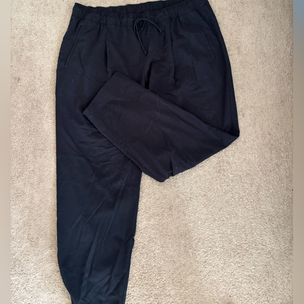 Old Navy Black Ankle Cropped Pants